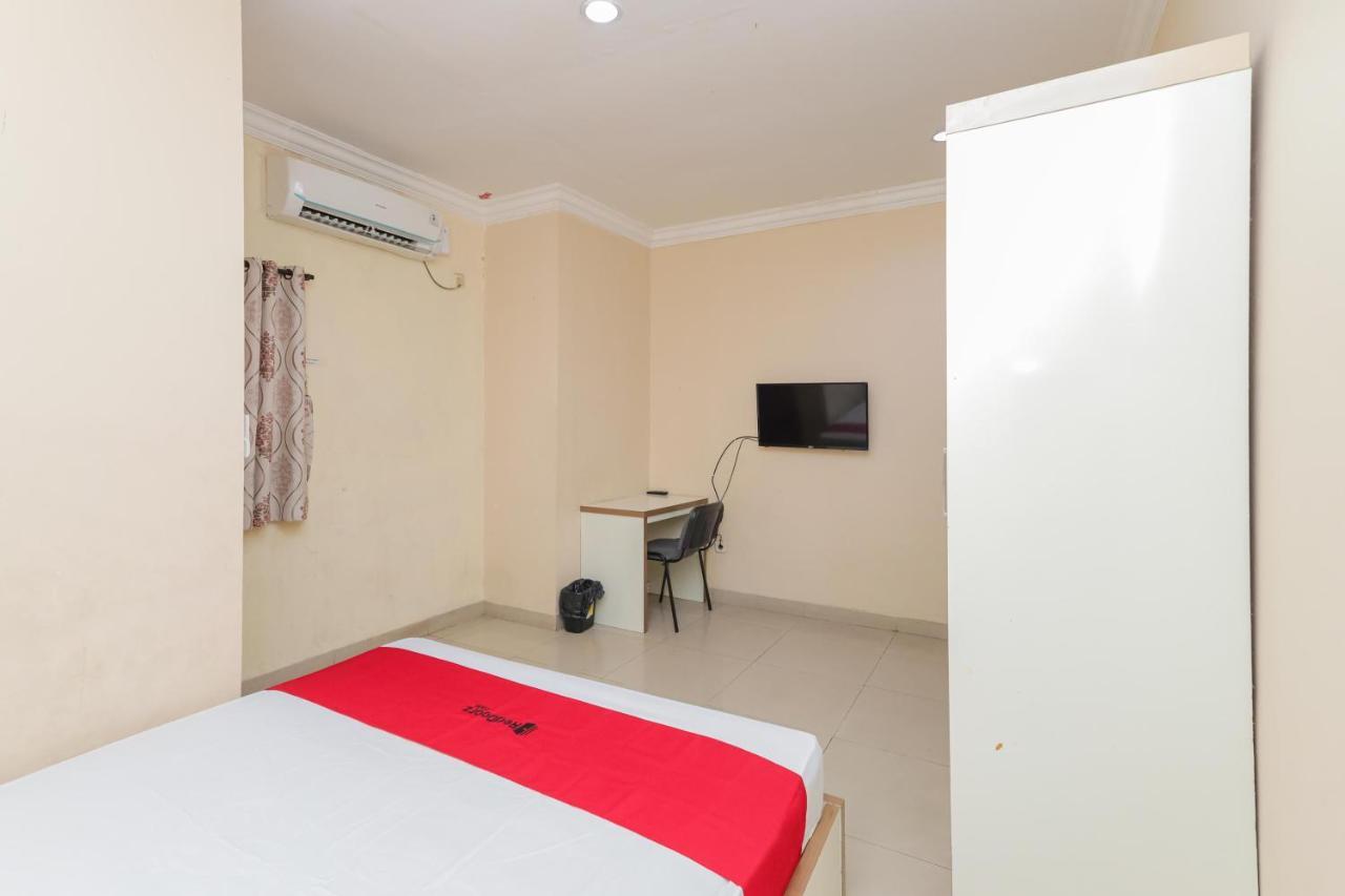 OYO 90109 Wisma Basco Syariah Jacarta Exterior foto