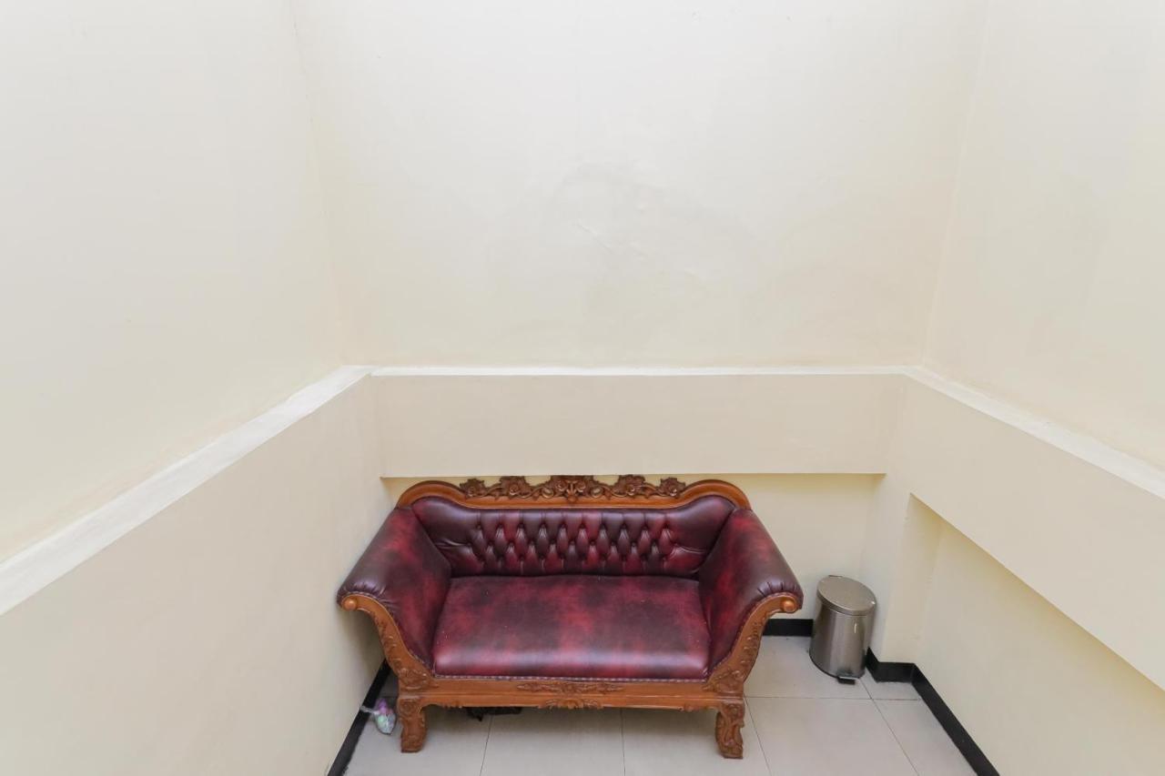 OYO 90109 Wisma Basco Syariah Jacarta Exterior foto